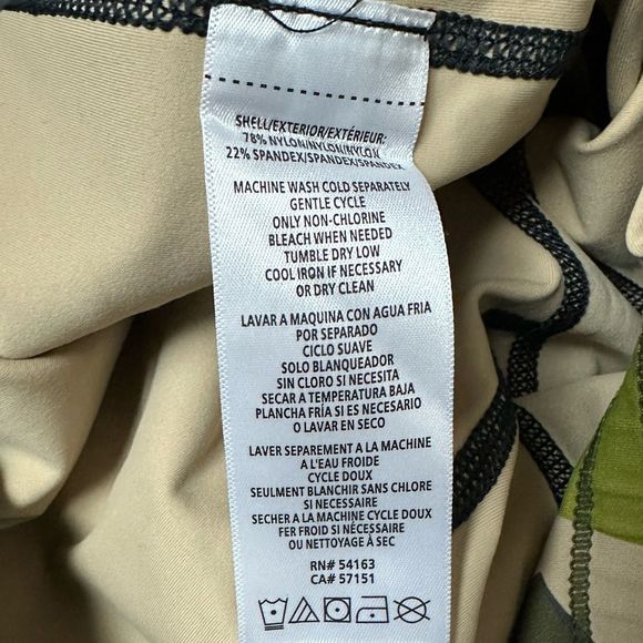 Camo High-Waisted Leggings - Picture 7 of 7